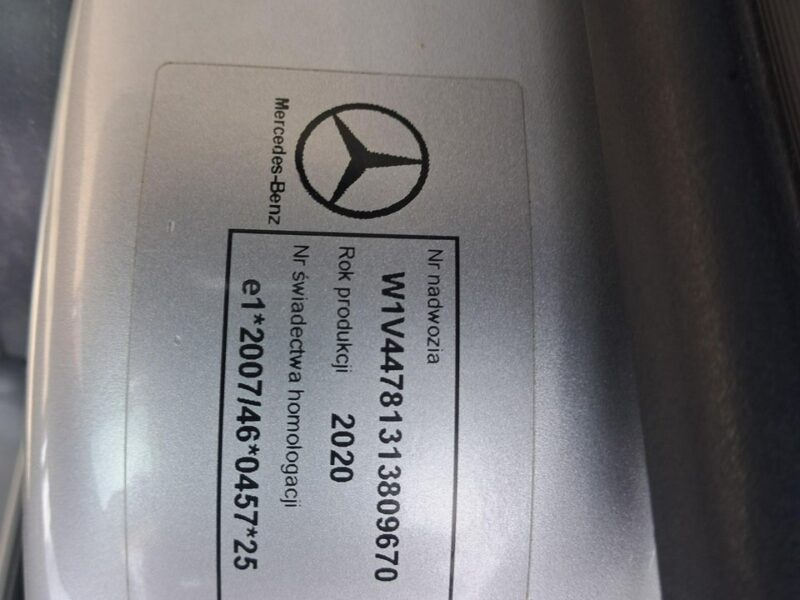 Mercedes EQV