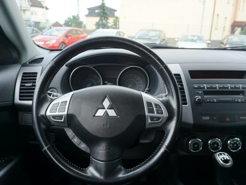 Mitsubishi Outlander zarejestrowany, ubezpieczony II (2006-2013)