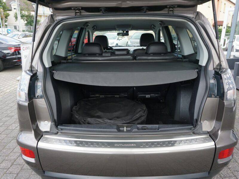 Mitsubishi Outlander zarejestrowany, ubezpieczony II (2006-2013)