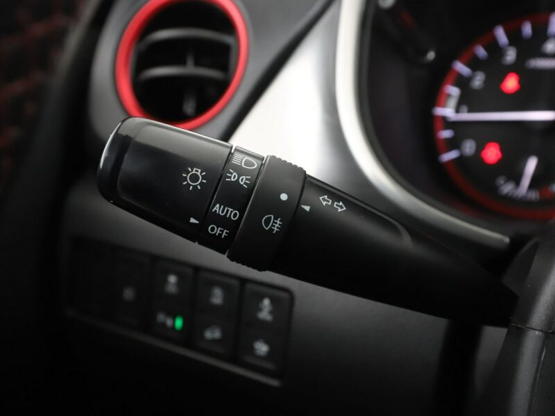 Suzuki Vitara 4x4 automat skóra/alcantara navi kmaera i czujniki parkowania II (2015-2019)