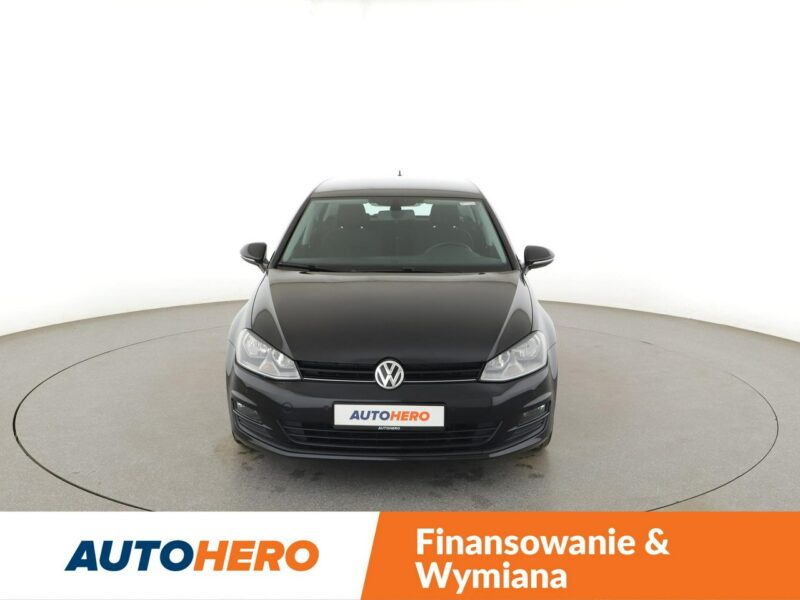 Volkswagen Golf klima auto czujniki parkowania multifunkcja VII (2012-)