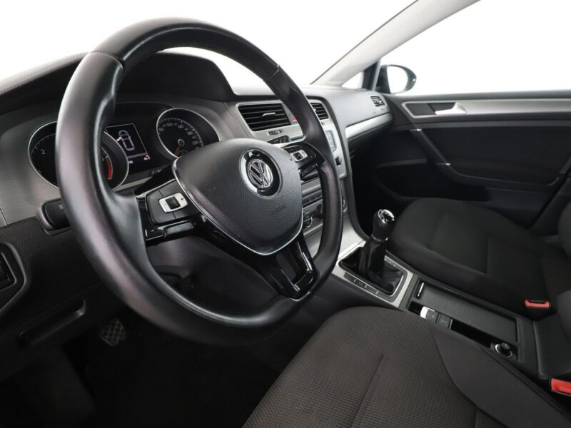 Volkswagen Golf klima auto czujniki parkowania multifunkcja VII (2012-)