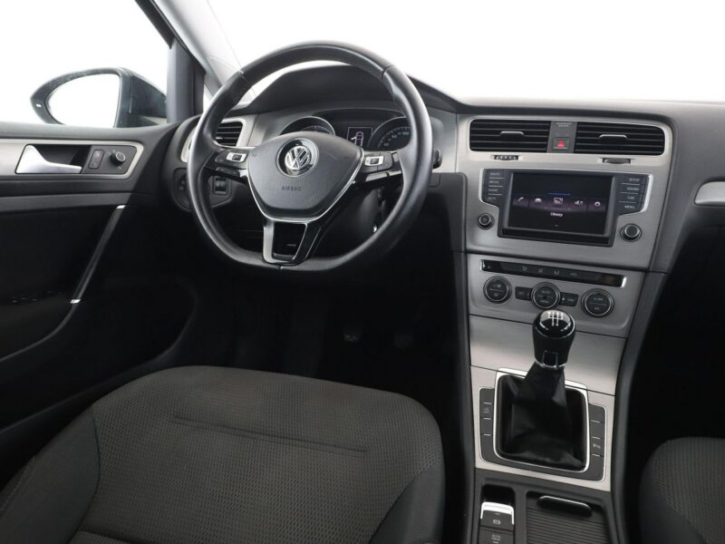 Volkswagen Golf klima auto czujniki parkowania multifunkcja VII (2012-)