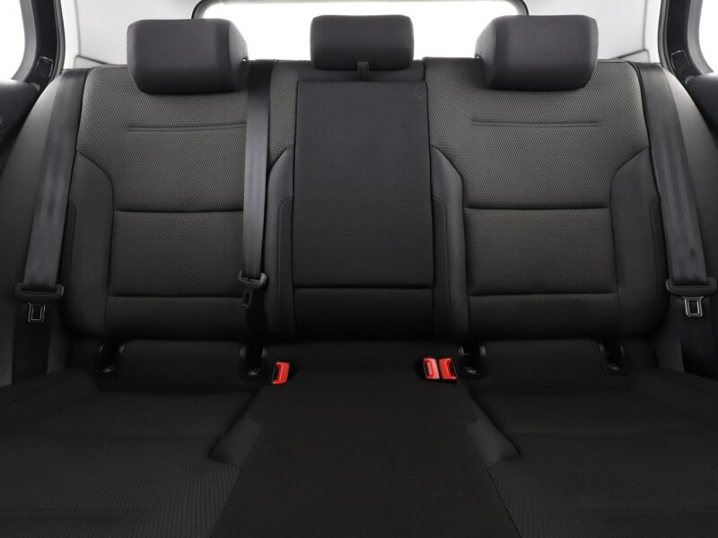 Volkswagen Golf klima auto czujniki parkowania multifunkcja VII (2012-)