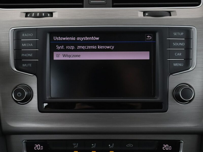 Volkswagen Golf klima auto czujniki parkowania multifunkcja VII (2012-)