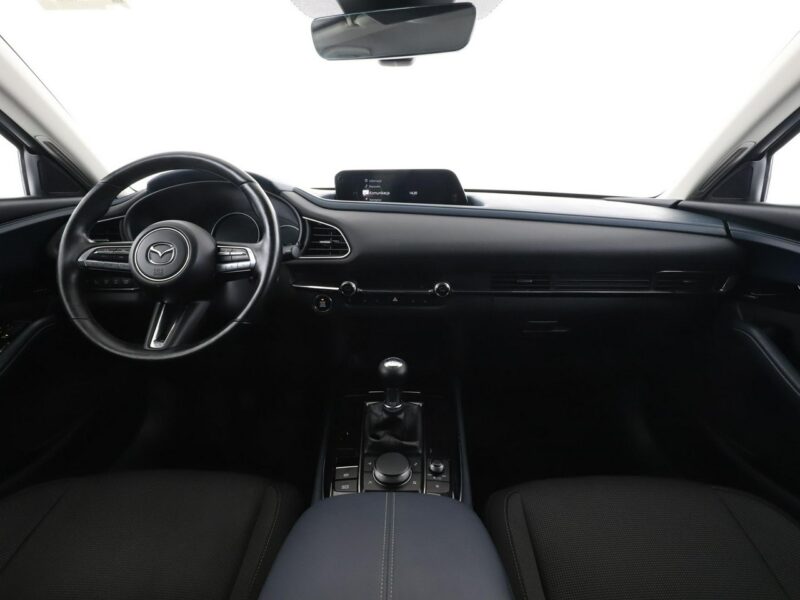 Mazda CX-30 navi led klima auto kamera i czujniki parkowania grzane fotele