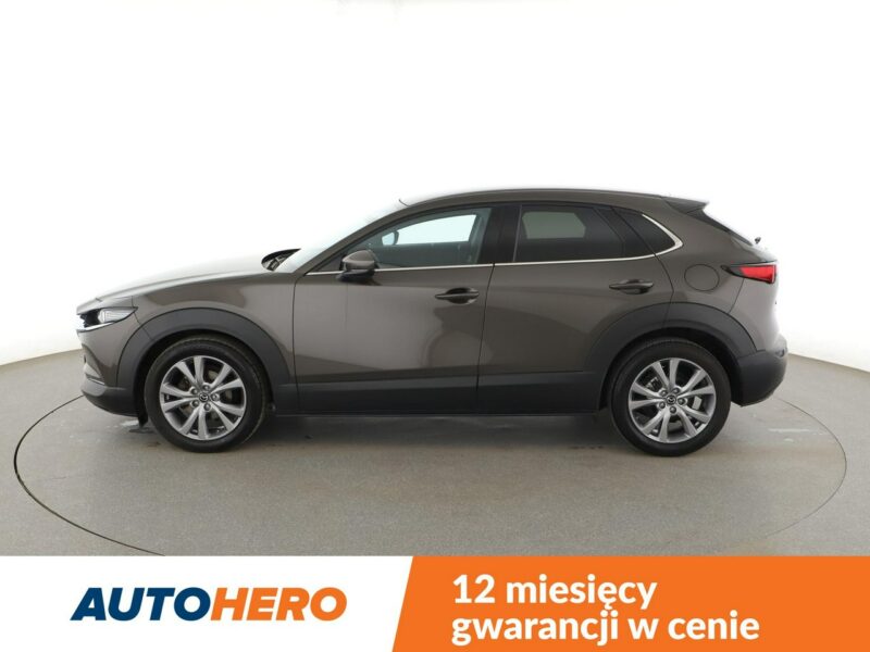 Mazda CX-30 navi led klima auto kamera i czujniki parkowania grzane fotele