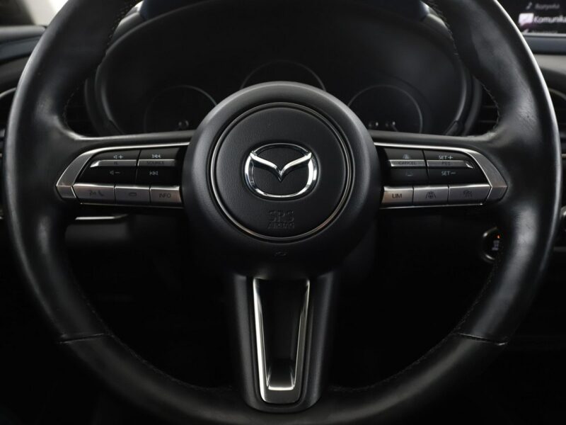 Mazda CX-30 navi led klima auto kamera i czujniki parkowania grzane fotele
