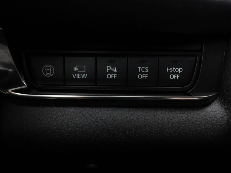 Mazda CX-30 navi led klima auto kamera i czujniki parkowania grzane fotele