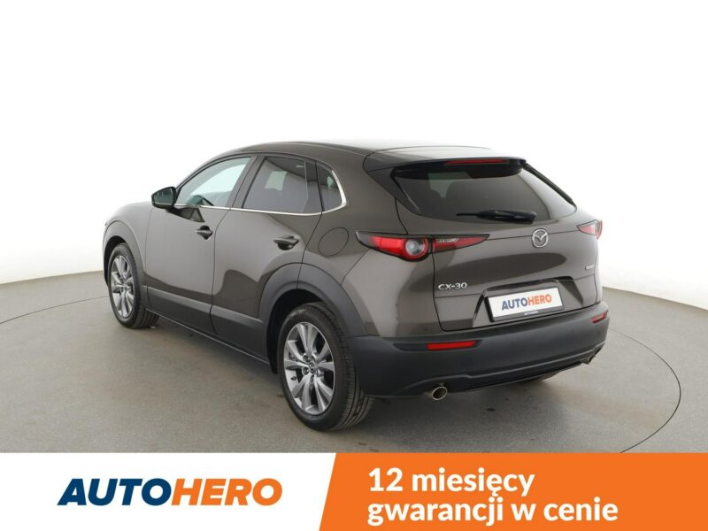 Mazda CX-30 navi led klima auto kamera i czujniki parkowania grzane fotele