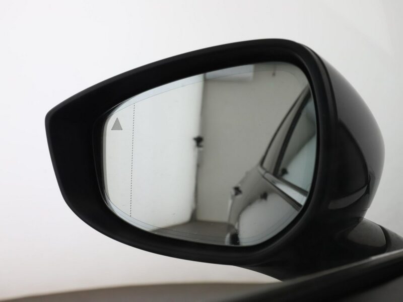 Mazda CX-30 navi led klima auto kamera i czujniki parkowania grzane fotele