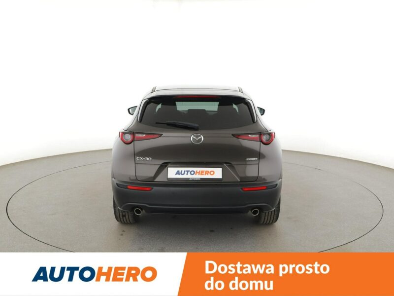 Mazda CX-30 navi led klima auto kamera i czujniki parkowania grzane fotele