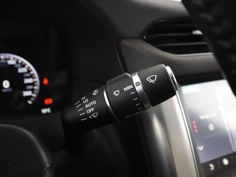 Jaguar XF automat jasne skóry bi-xenon navi grzane fotele szyberdach X260 (2015-)