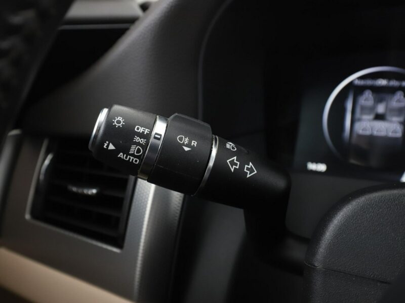Jaguar XF automat jasne skóry bi-xenon navi grzane fotele szyberdach X260 (2015-)