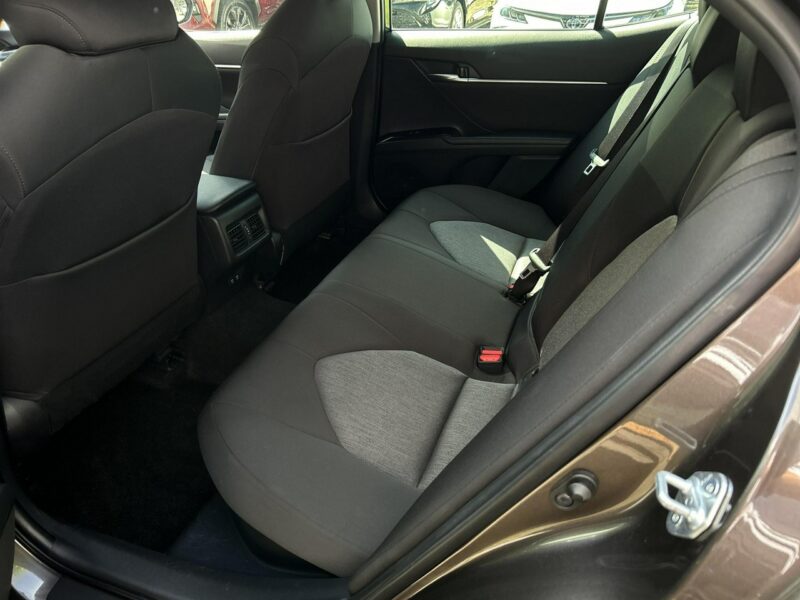 Toyota Camry 2.5 HSD 218KM COMFORT, salon Polska, gwarancja, FV23% VI (2006-2014)