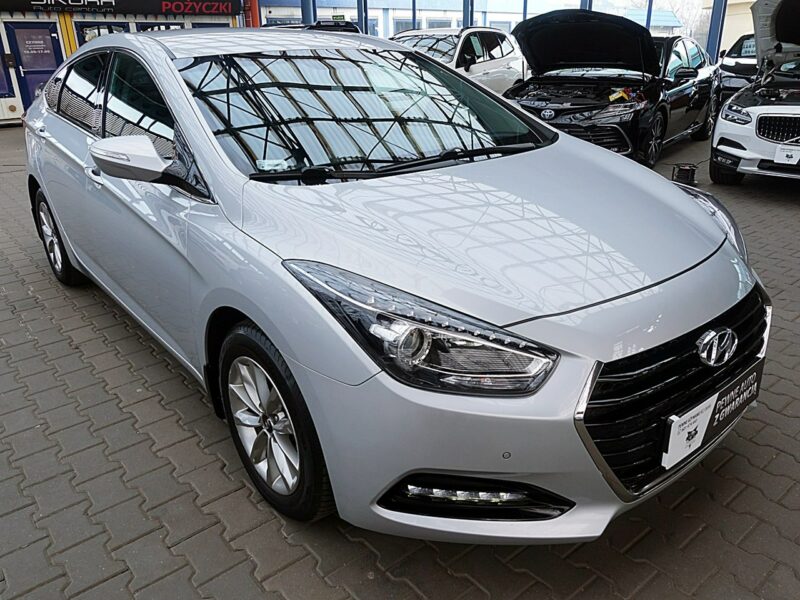 Hyundai i40 3Lata GWARANCJA I-wł Kraj Bezwypadkowy 141KM Automat+NAVI+Kamera FV23%