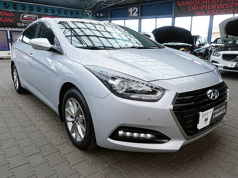 Hyundai i40 3Lata GWARANCJA I-wł Kraj Bezwypadkowy 141KM Automat+NAVI+Kamera FV23%