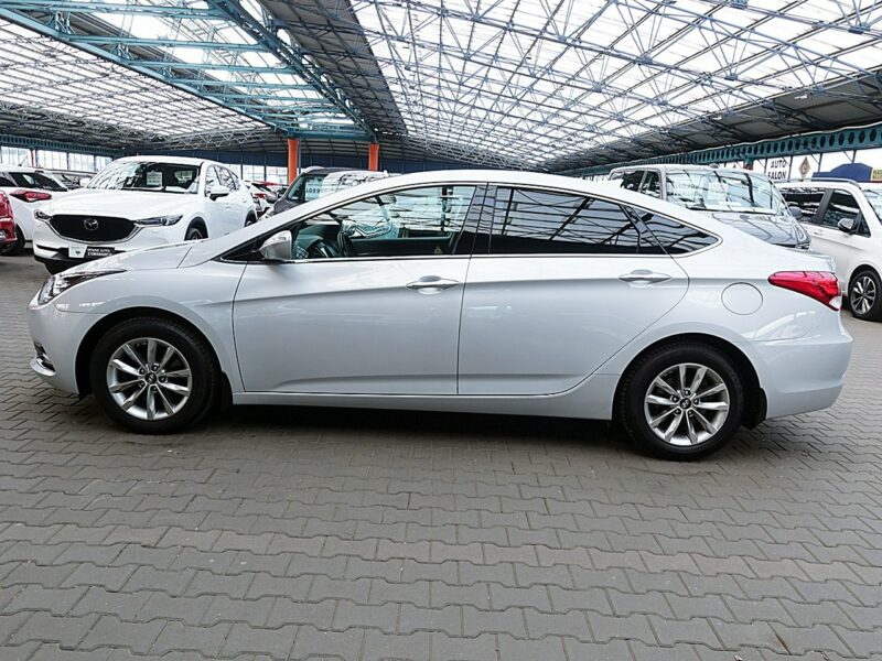 Hyundai i40 3Lata GWARANCJA I-wł Kraj Bezwypadkowy 141KM Automat+NAVI+Kamera FV23%