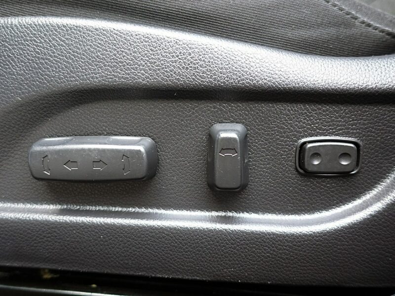 Hyundai i40 3Lata GWARANCJA I-wł Kraj Bezwypadkowy 141KM Automat+NAVI+Kamera FV23%