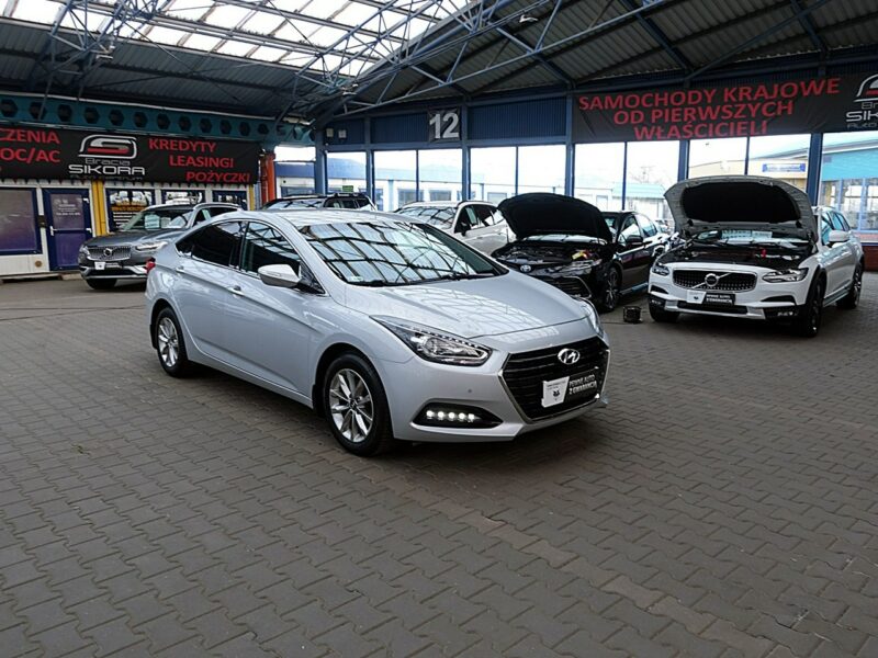 Hyundai i40 3Lata GWARANCJA I-wł Kraj Bezwypadkowy 141KM Automat+NAVI+Kamera FV23%