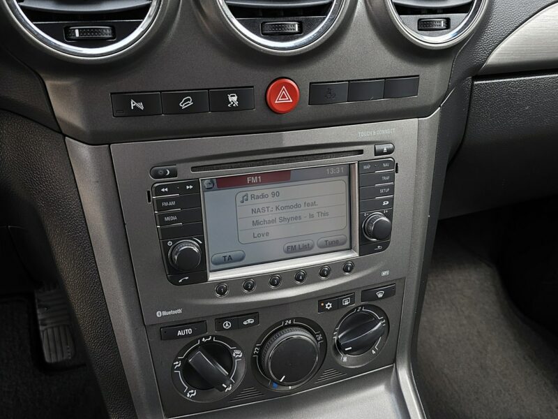 Opel Antara bezwypadkowy, 4x4, nawigacja