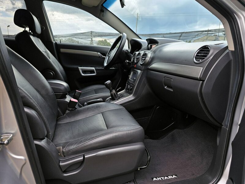Opel Antara bezwypadkowy, 4x4, nawigacja