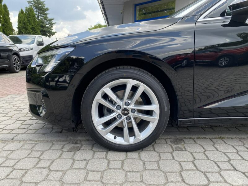 Audi A3 2.0 150 Automat, Wirtualne zegary, Aktywny tempomat 8Y
