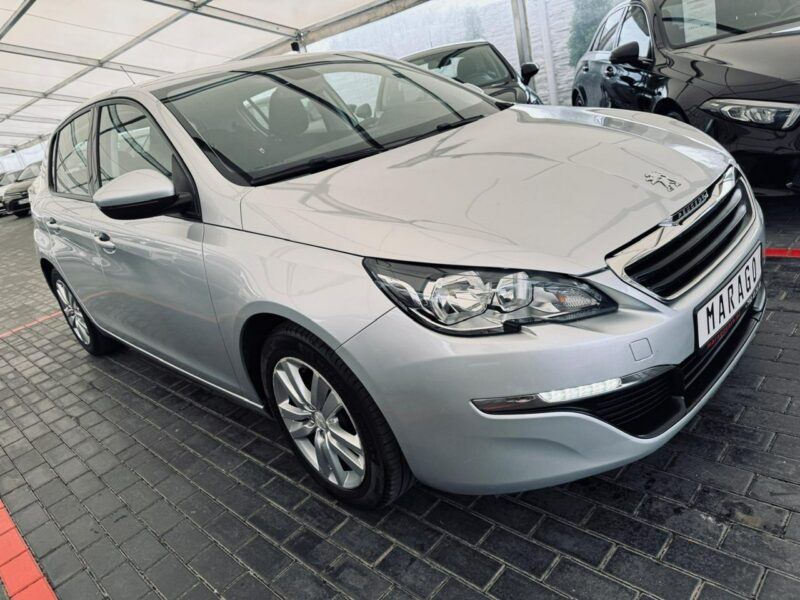 Peugeot 308 1.2 Benzyna* 81 KM* ZAREJESTROWANY* T9 (2014-2021)