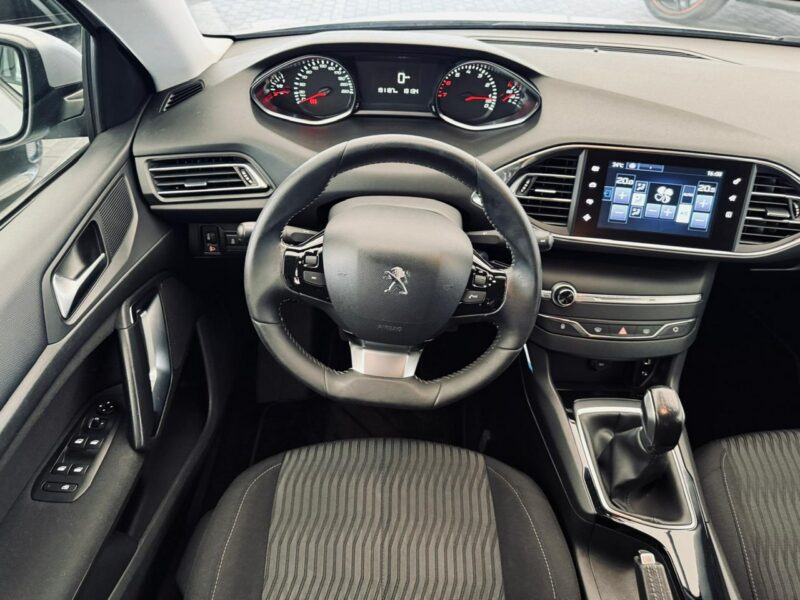 Peugeot 308 1.2 Benzyna* 81 KM* ZAREJESTROWANY* T9 (2014-2021)
