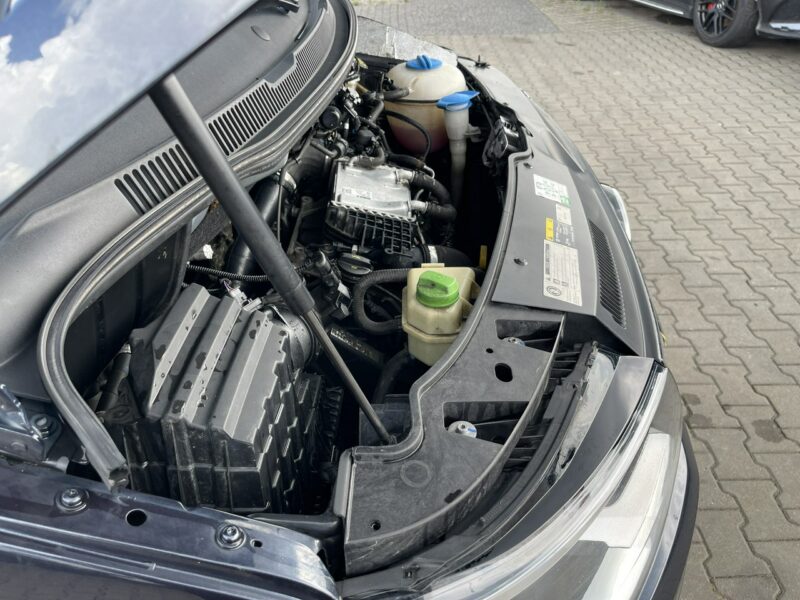 Volkswagen Caravelle Automat Klimatyzacja Oryginalny przebieg