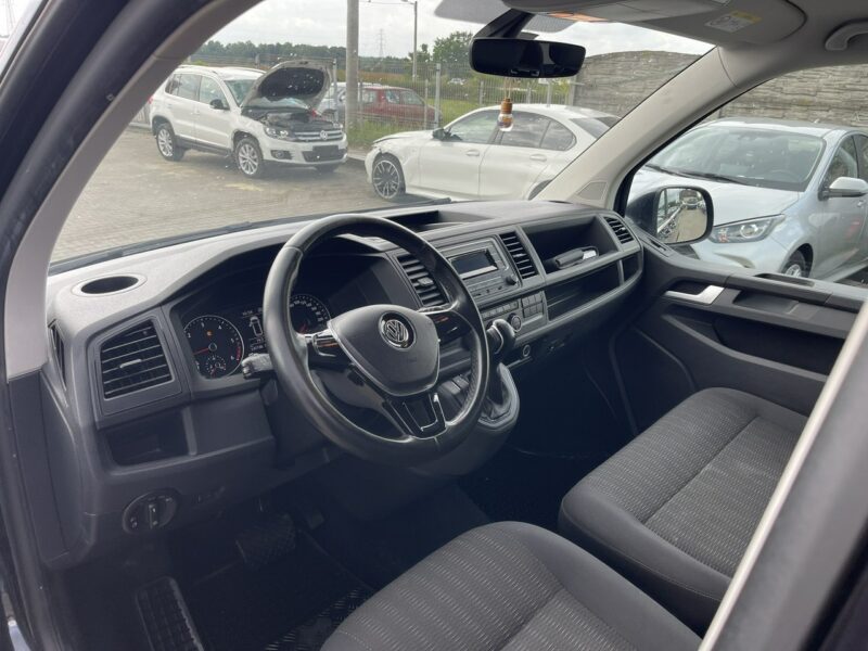 Volkswagen Caravelle Automat Klimatyzacja Oryginalny przebieg
