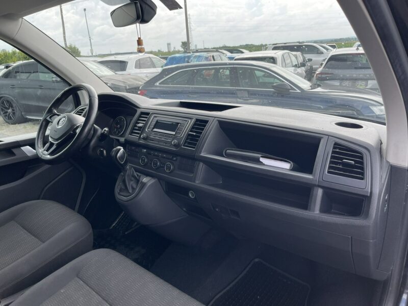 Volkswagen Caravelle Automat Klimatyzacja Oryginalny przebieg