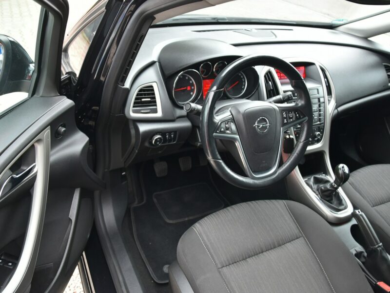 Opel Astra 1.4T 140KM 2011r. Klima TEMPOMAT grzane fotele PDC POLECAM J (2009-2019)