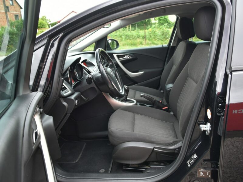 Opel Astra 1.4T 140KM 2011r. Klima TEMPOMAT grzane fotele PDC POLECAM J (2009-2019)