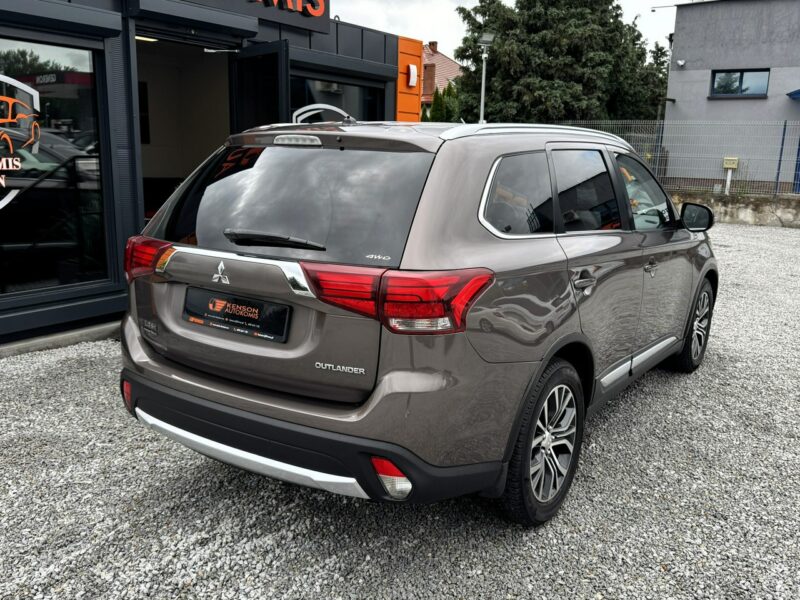 Mitsubishi Outlander 4x4, PL Salon, 7-dmio Osobowy, LED, Kamera cofani, Tempomat, Bluetooth III (2012-)