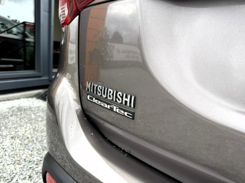 Mitsubishi Outlander 4x4, PL Salon, 7-dmio Osobowy, LED, Kamera cofani, Tempomat, Bluetooth III (2012-)