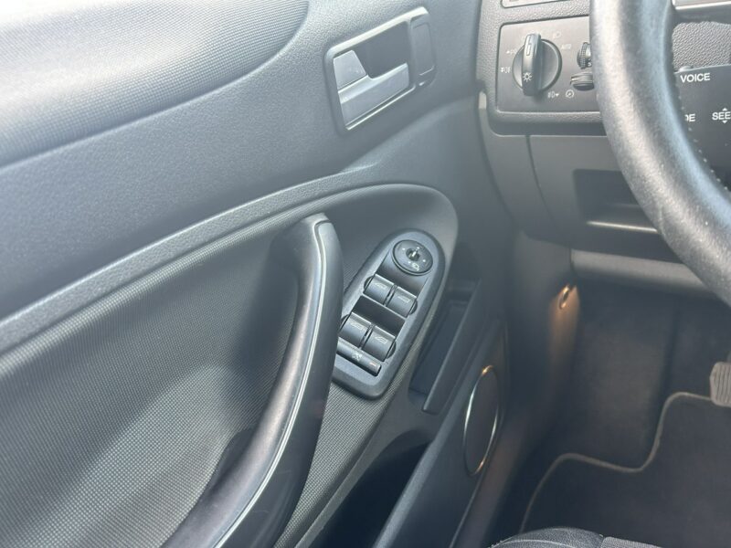 Ford Kuga Titanium, Nawigacja I (2008-2012)