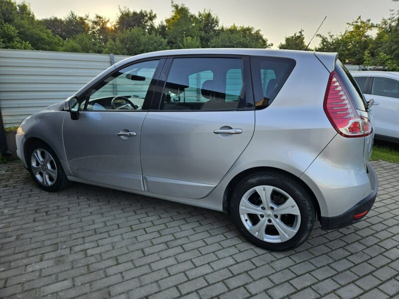 Renault Scenic 1.4 TCe 130KM benzyna DOINWESTOWANY zadbany BDB WYPOSAŻENIE BDB stan III (2009-2016)