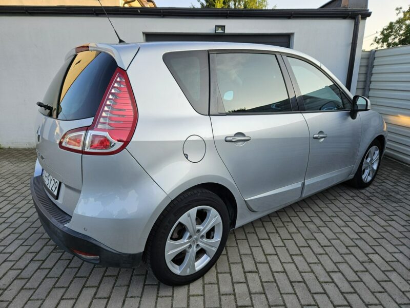 Renault Scenic 1.4 TCe 130KM benzyna DOINWESTOWANY zadbany BDB WYPOSAŻENIE BDB stan III (2009-2016)