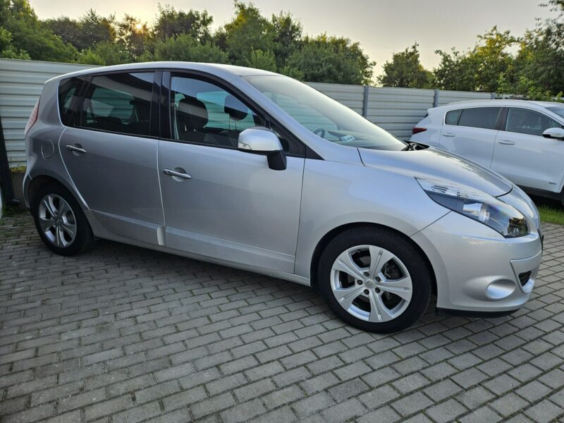 Renault Scenic 1.4 TCe 130KM benzyna DOINWESTOWANY zadbany BDB WYPOSAŻENIE BDB stan III (2009-2016)