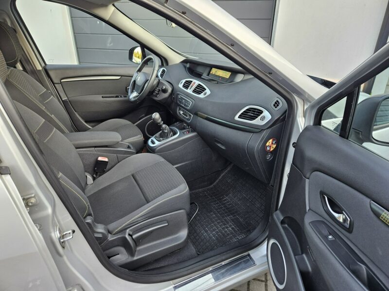 Renault Scenic 1.4 TCe 130KM benzyna DOINWESTOWANY zadbany BDB WYPOSAŻENIE BDB stan III (2009-2016)