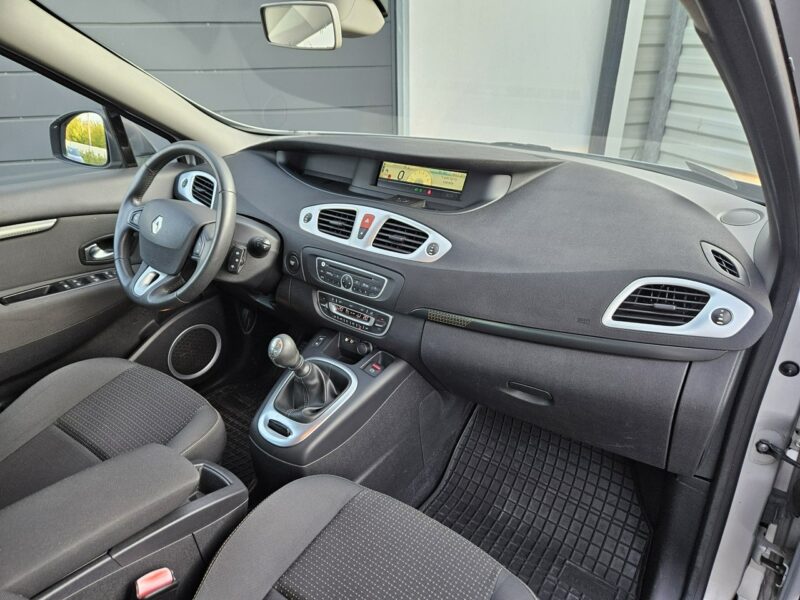 Renault Scenic 1.4 TCe 130KM benzyna DOINWESTOWANY zadbany BDB WYPOSAŻENIE BDB stan III (2009-2016)