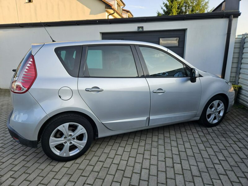 Renault Scenic 1.4 TCe 130KM benzyna DOINWESTOWANY zadbany BDB WYPOSAŻENIE BDB stan III (2009-2016)