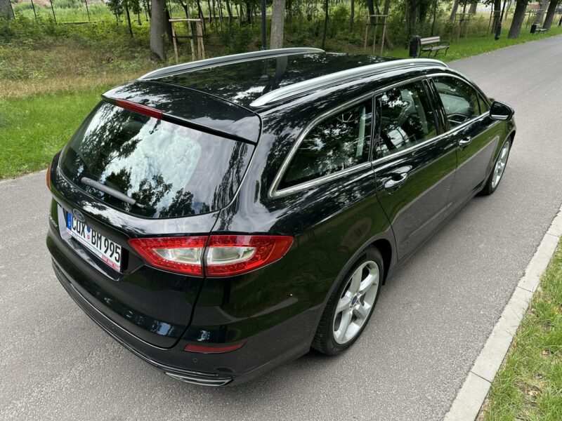 Ford Mondeo MK5 2.0 TDCI 180 Koni Convers Titanium Led Navi PowerShift Alu 18 Mk5 (2014-)