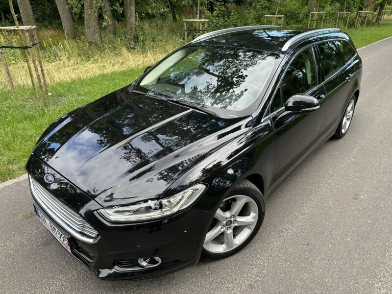 Ford Mondeo MK5 2.0 TDCI 180 Koni Convers Titanium Led Navi PowerShift Alu 18 Mk5 (2014-)