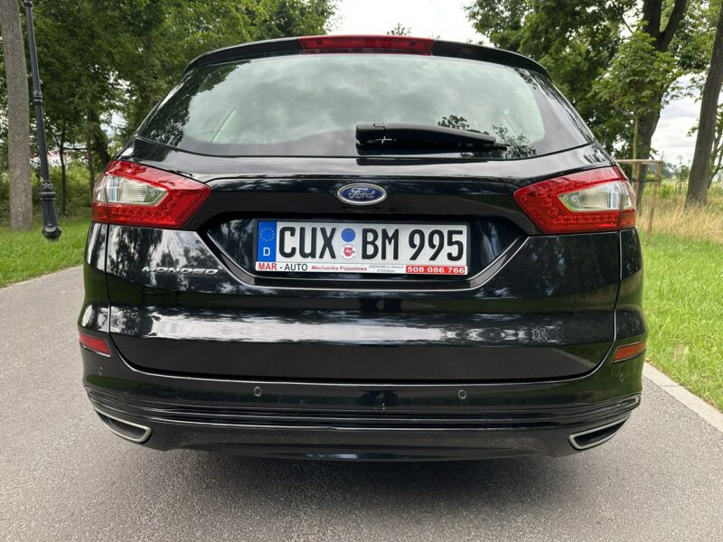Ford Mondeo MK5 2.0 TDCI 180 Koni Convers Titanium Led Navi PowerShift Alu 18 Mk5 (2014-)