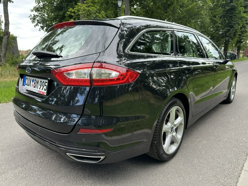 Ford Mondeo MK5 2.0 TDCI 180 Koni Convers Titanium Led Navi PowerShift Alu 18 Mk5 (2014-)