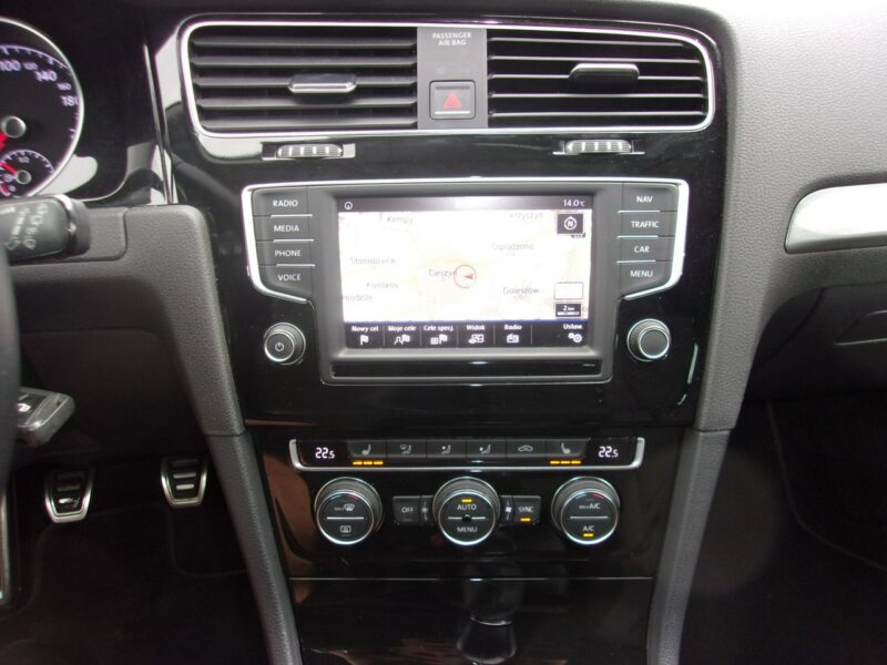Volkswagen Golf Klimatronic 2-strefowy, PDC 2x, Podgrz. fotele, Nawigacja, Gwarancja VII (2012-)
