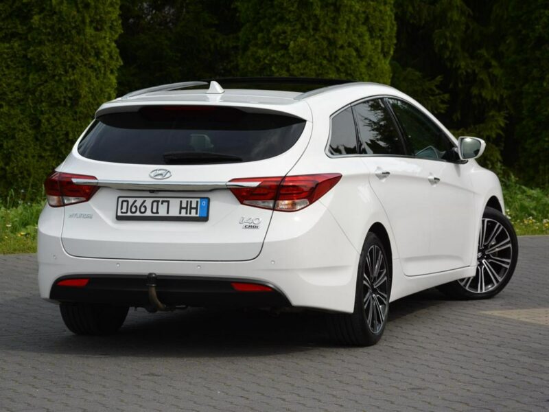 Hyundai i40 Lift Premium Skóry bi-Xenon Ledy Panorama Navi Wentylacja EL.Klapa