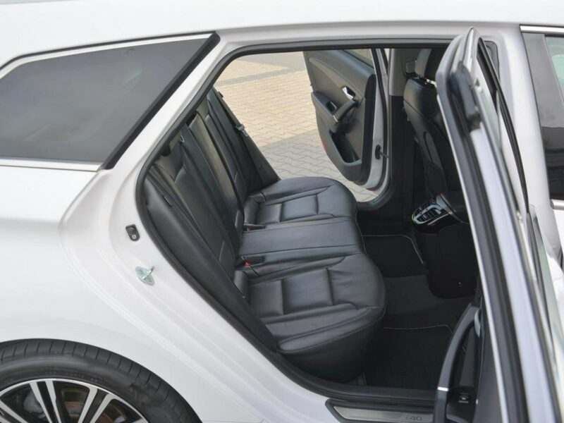 Hyundai i40 Lift Premium Skóry bi-Xenon Ledy Panorama Navi Wentylacja EL.Klapa